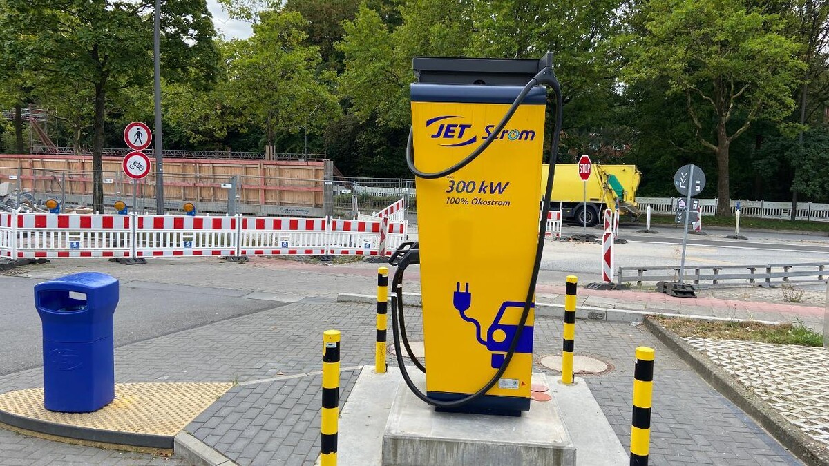 Bilder JET Ladestation