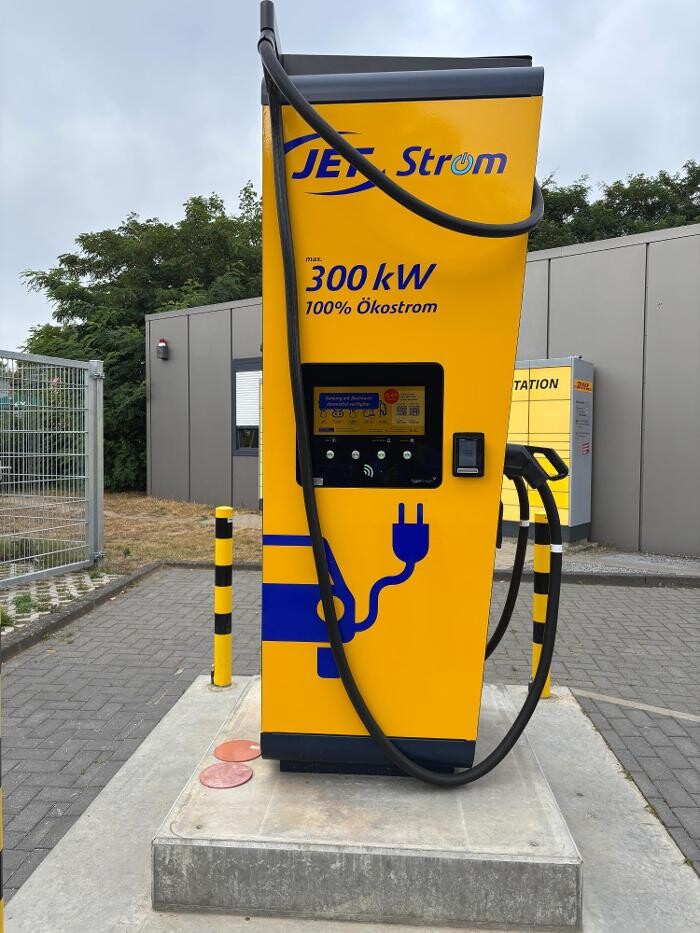 Bilder JET Ladestation