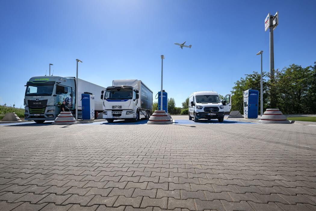 Bilder TotalEnergies Charging station