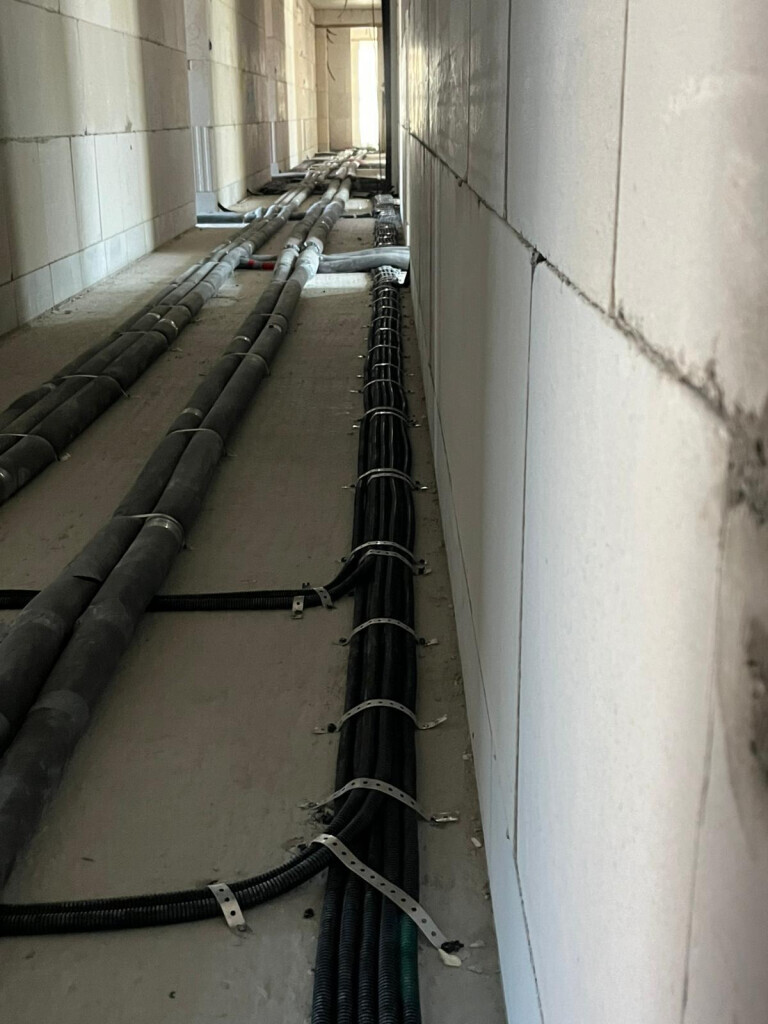 Bilder Elektrik Plus