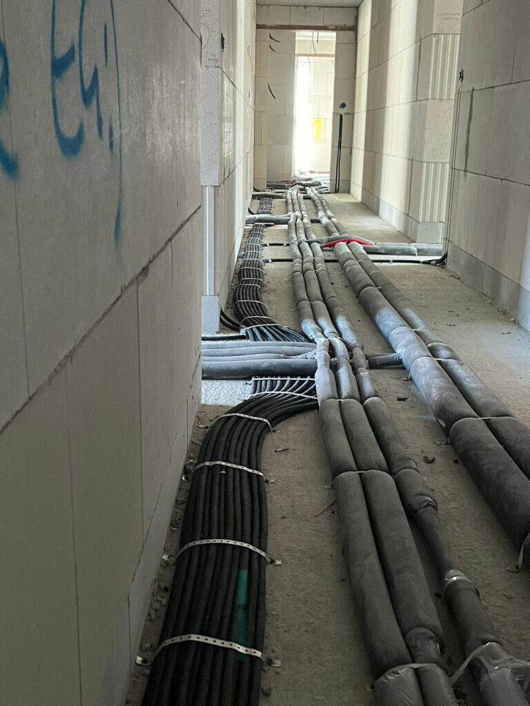 Bilder Elektrik Plus