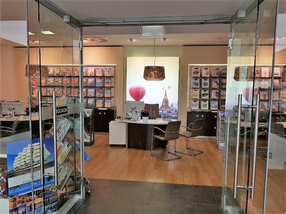 Bilder GALERIA Reisen Berlin Steglitz