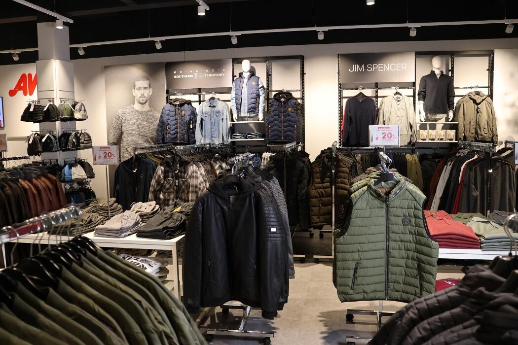 Bilder AWG Mode Center Ottobrunn