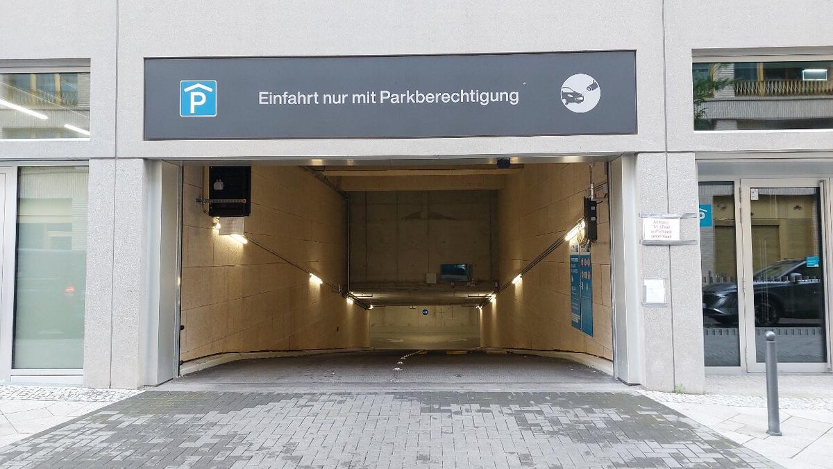 Bilder Tiefgarage Quartier Heidestraße - Straight/Colonnades APCOA