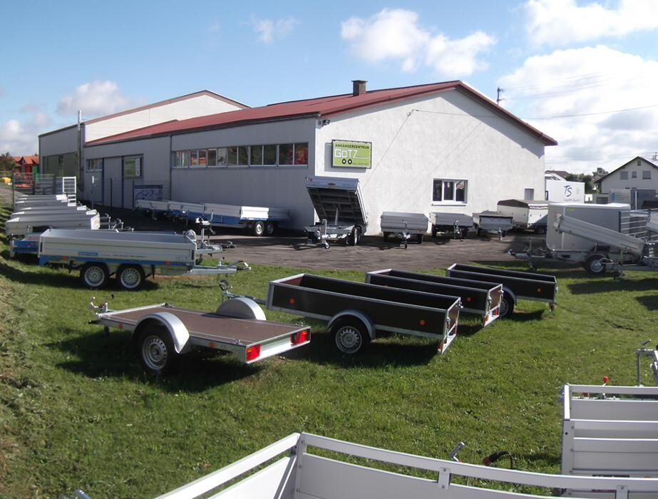 Bilder Anhängerzentrum Götz