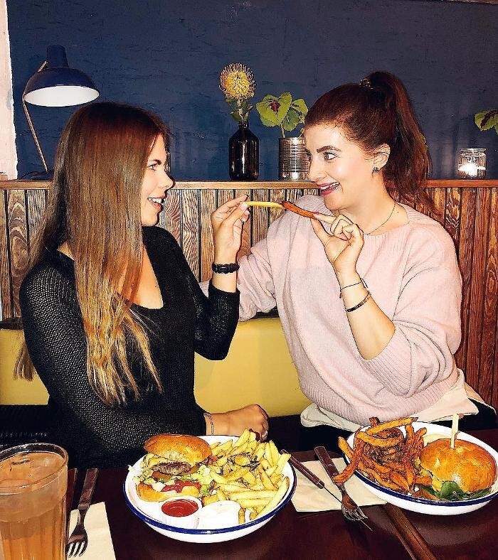 Bilder Otto's Burger - Lange Reihe