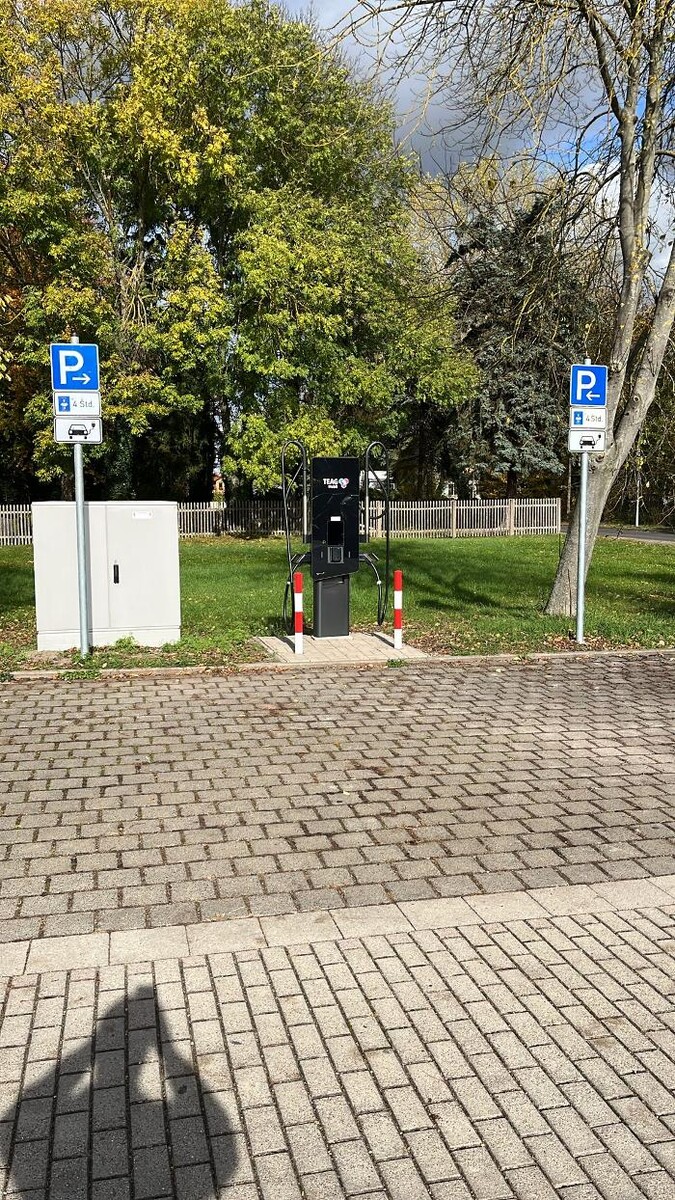 Bilder TEAG Mobil-Ladestation