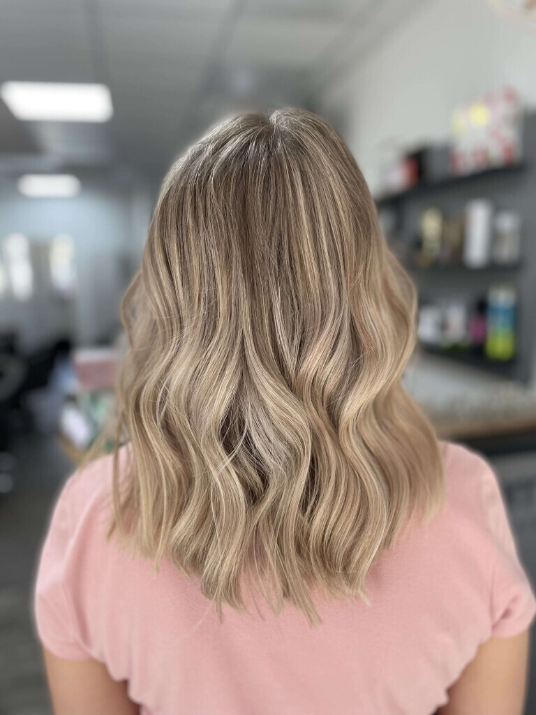 Bilder Friseursalon Haargeflüster Melicia