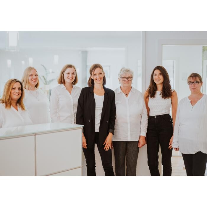 Bilder Notarin Michelle Weiland