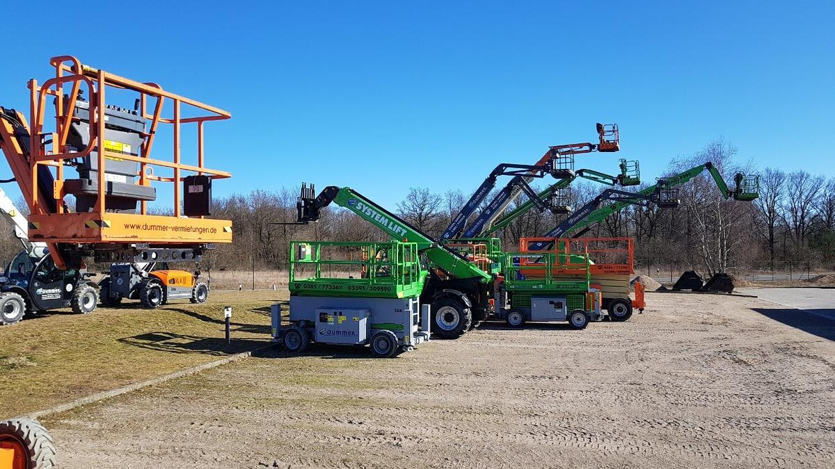 Bilder Dummer GmbH - Arbeitsbühnenvermietung & Schulungen