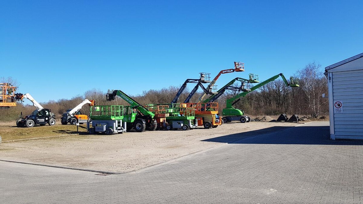 Bilder Dummer GmbH - Arbeitsbühnenvermietung & Schulungen