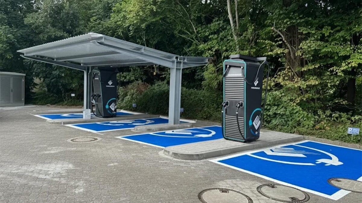 Bilder NORDENERGIE Ladestation Friedrichstadt
