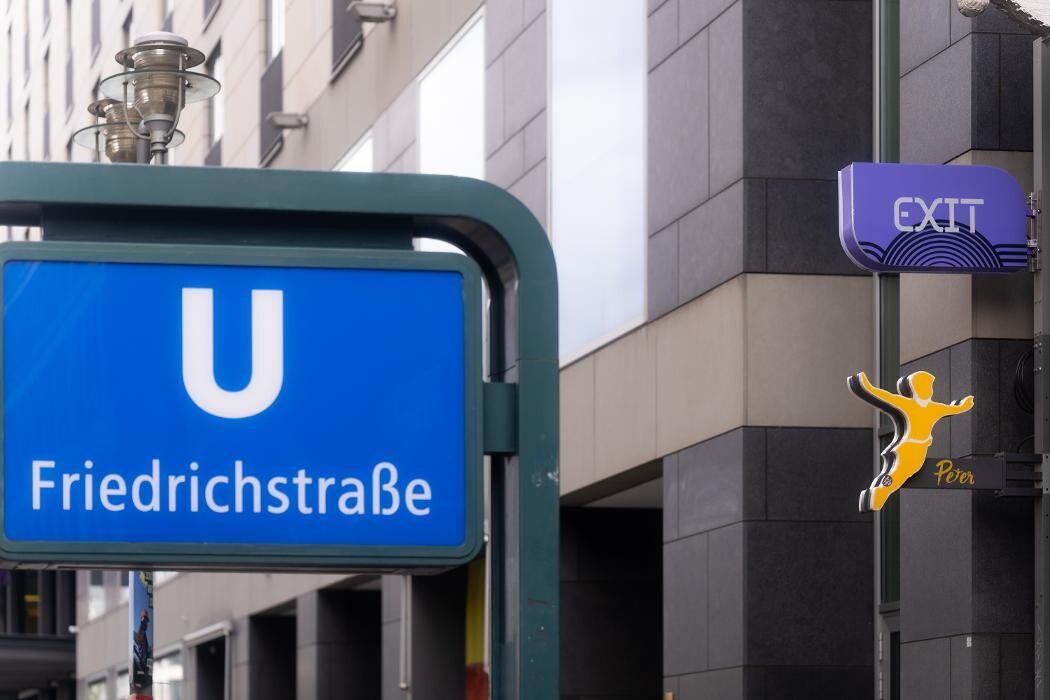 Bilder EXIT Escape Room Games