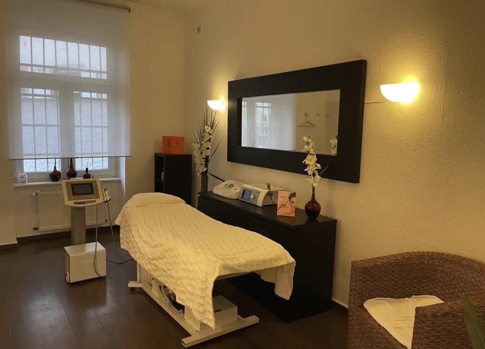 Bilder spa.Five Lifecare Company | Kosmetikstudio Frankfurt