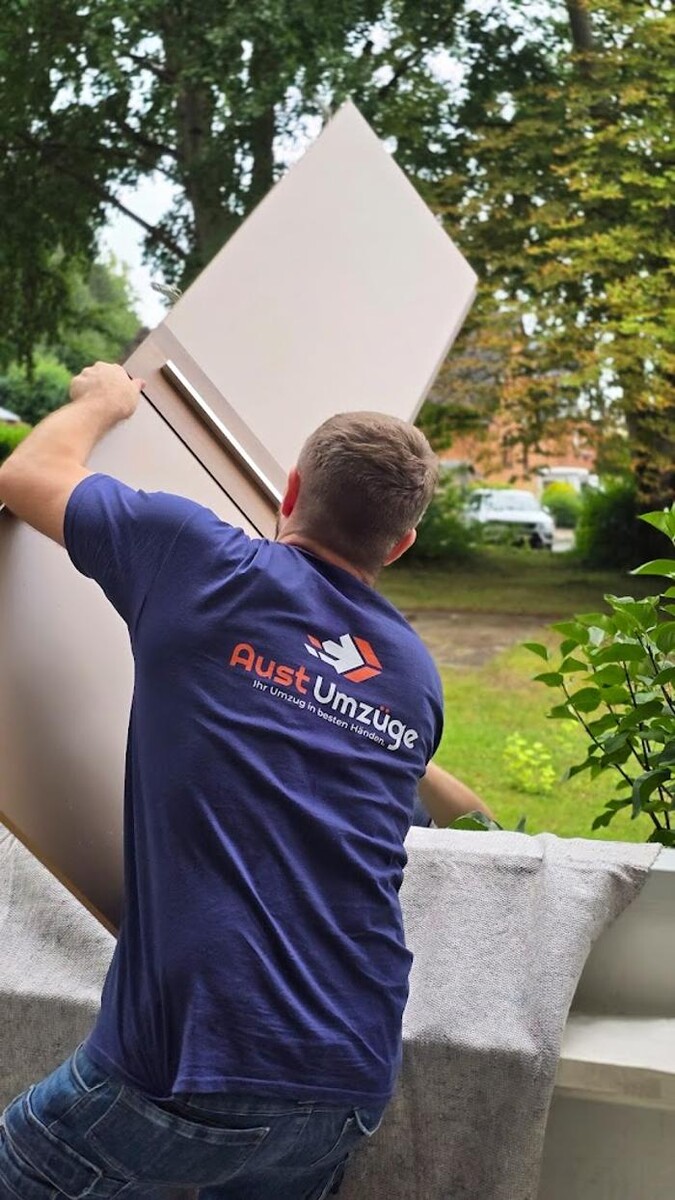 Bilder Aust Umzüge & Haushaltsauflösungen
