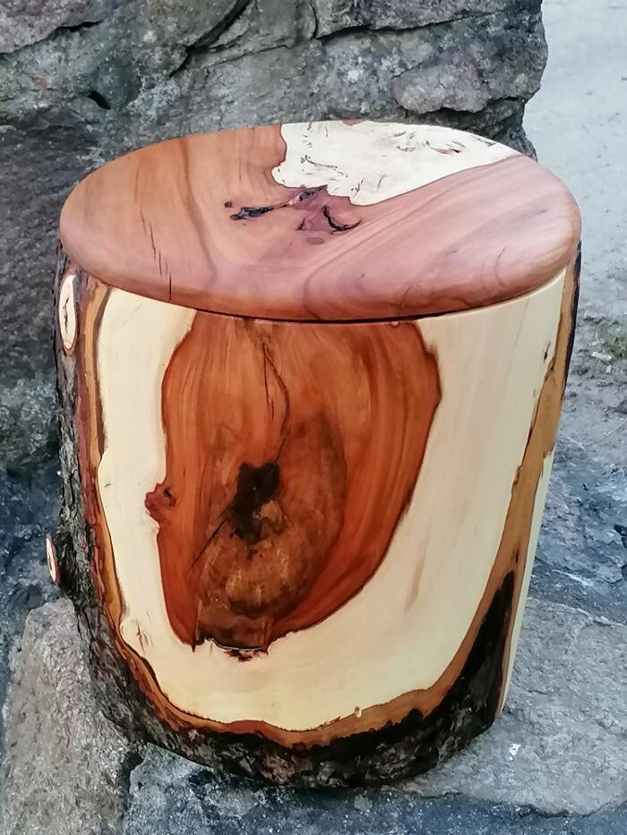 Bilder Holz-Urnen - Holzkunst und Gedenkobjekte susa-works