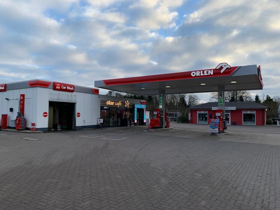 Bilder ORLEN Tankstelle