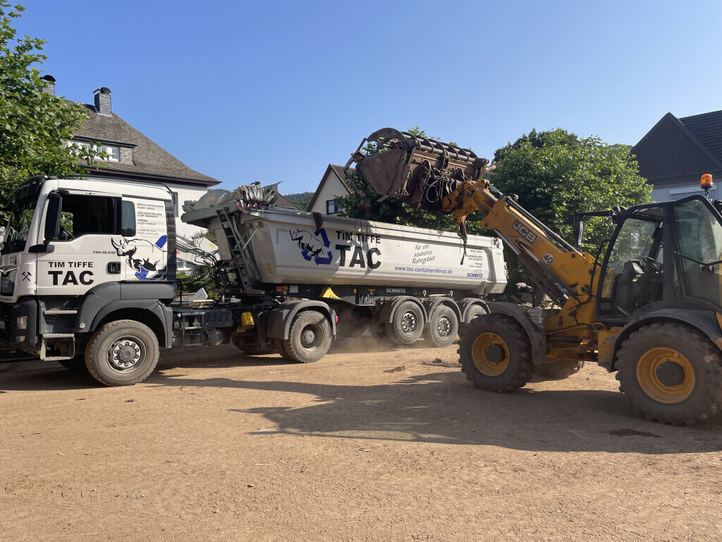 Bilder T.A.C Containerdienst