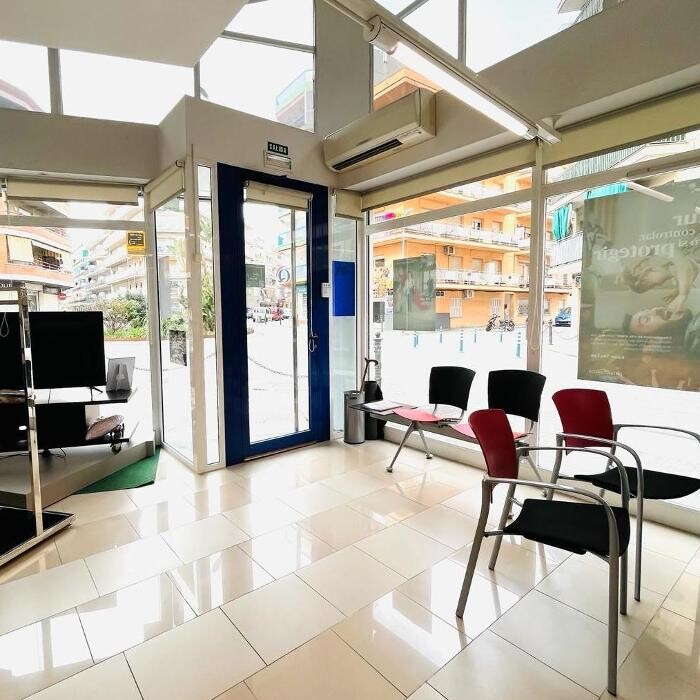 Images UNIAMAR - Agencia de seguros en Pineda de Mar