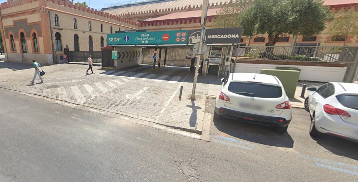 Images Parking Saba Plaza de Armas