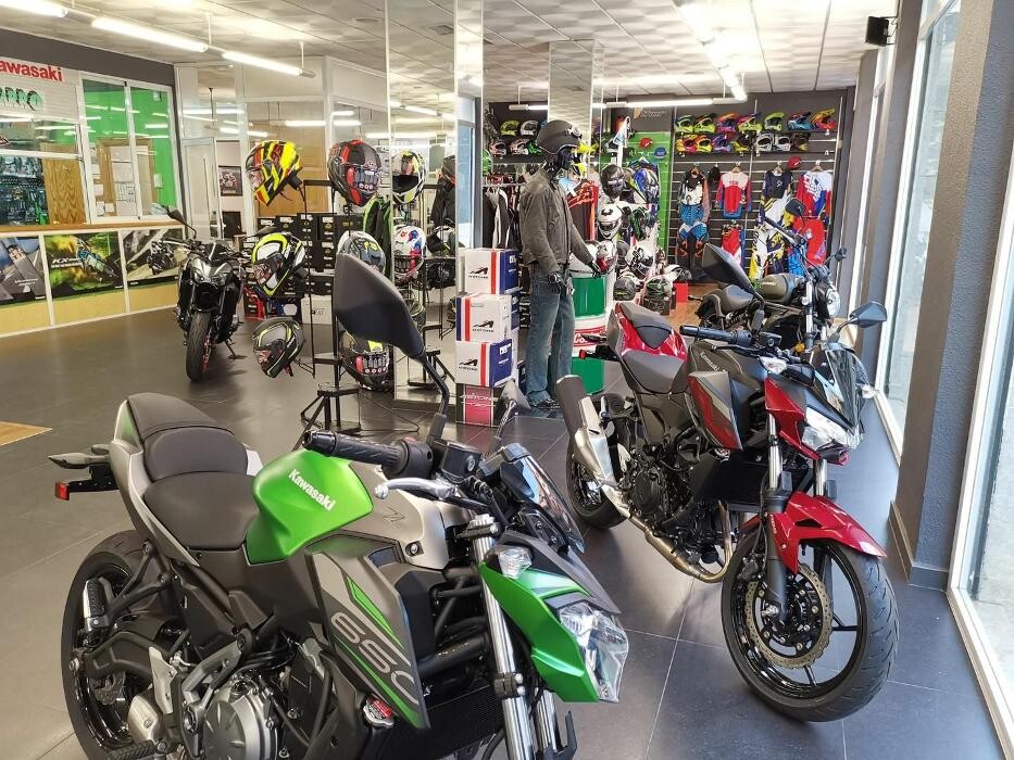 Images Kawasaki Navarro