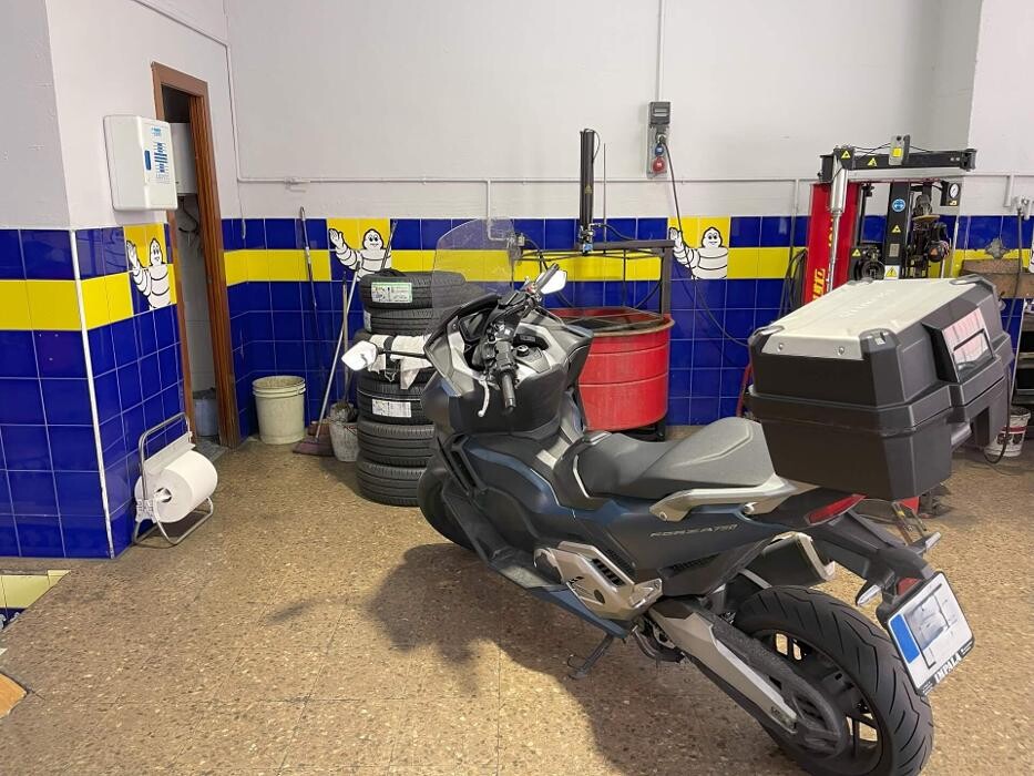 Images Euromaster Neumáticos Bellvitge