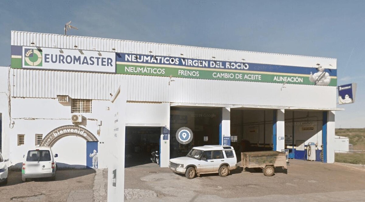 Images Euromaster Neumáticos Virgen del Rocío Pilas