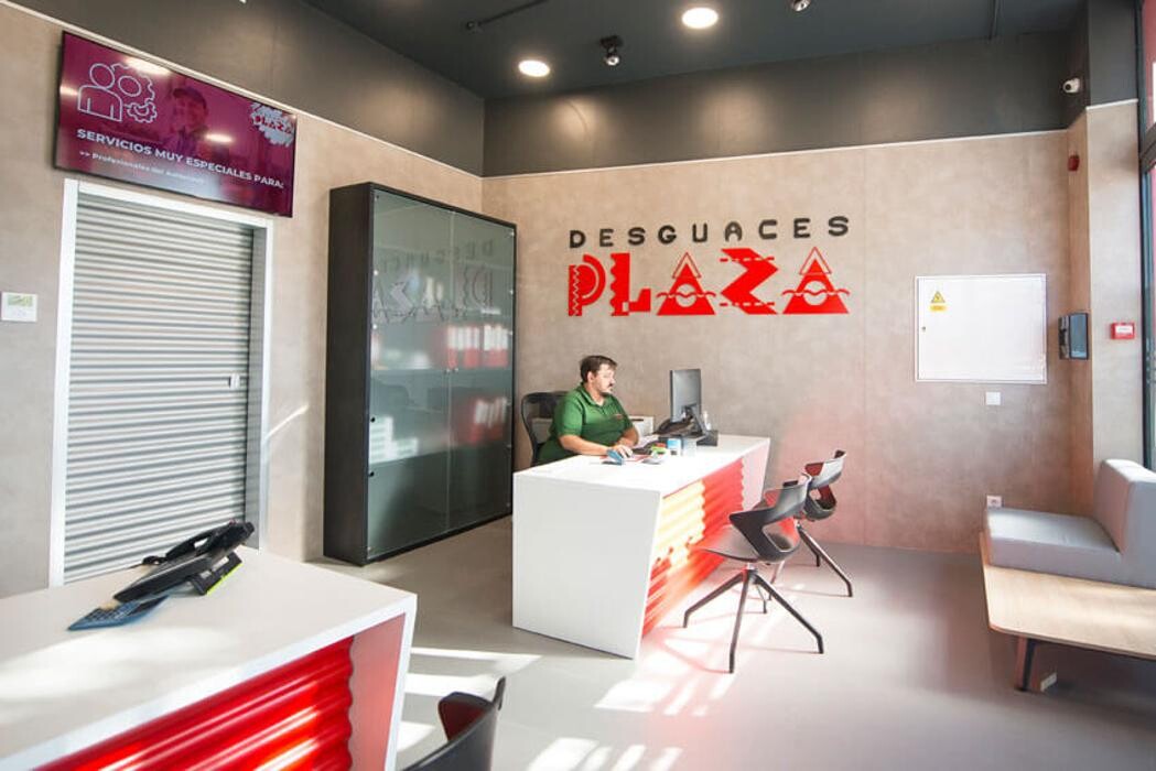 Images DESGUACES PLAZA