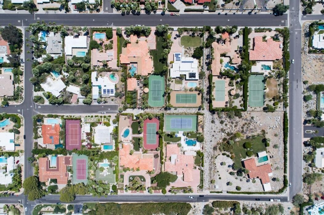 Images PROYECTOS DE ACTUACIONES URBANAS, S.L.