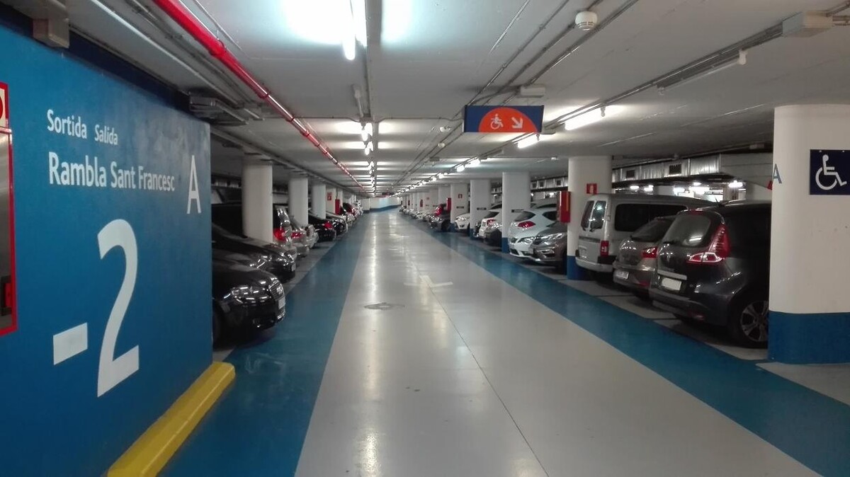 Images Parking Saba Plaza Penedès