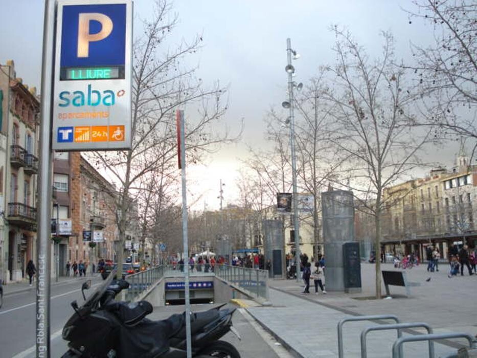Images Parking Saba Plaza Penedès