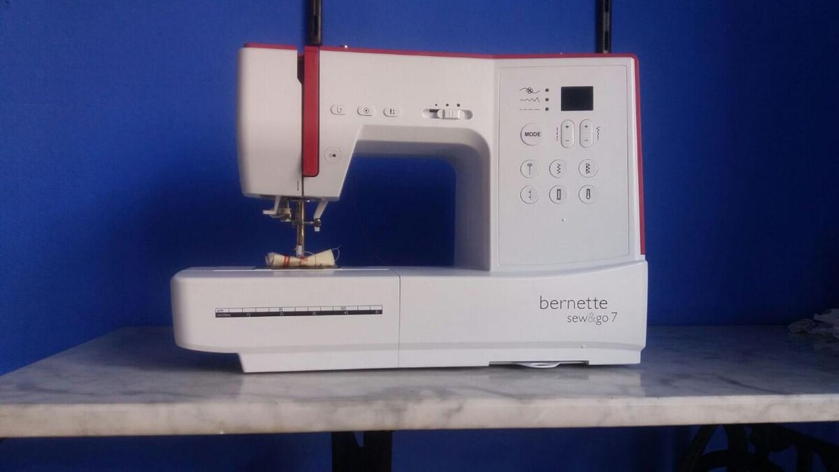 Images Máquinas de coser JV