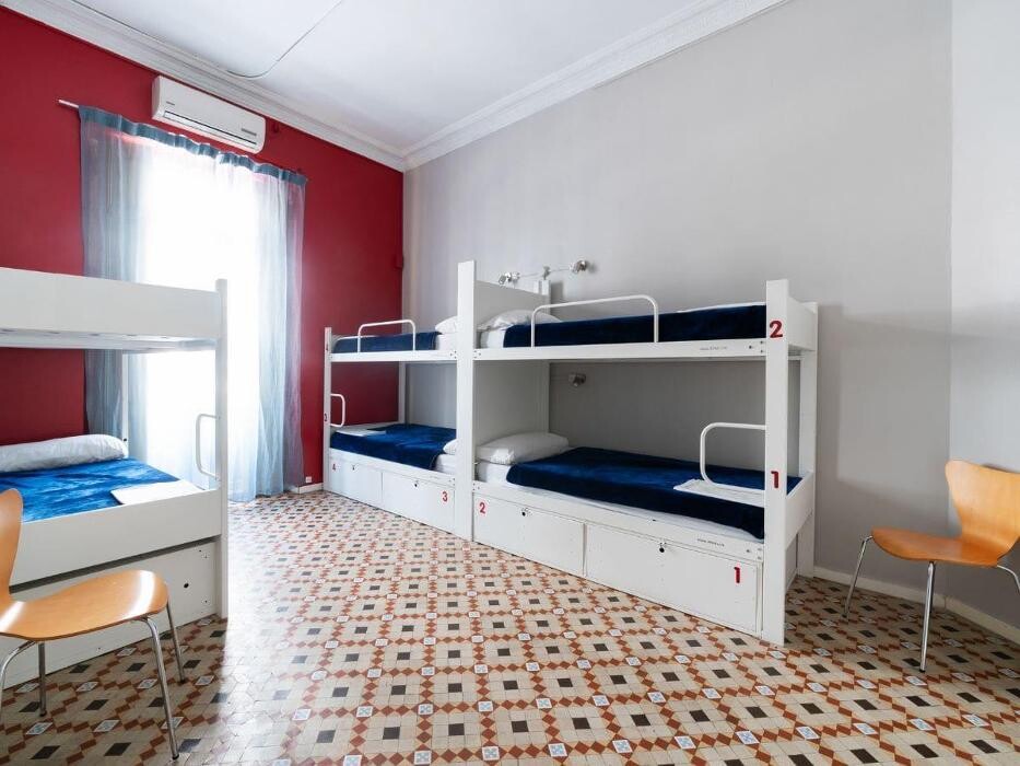 Images Purple Nest Hostel Valencia
