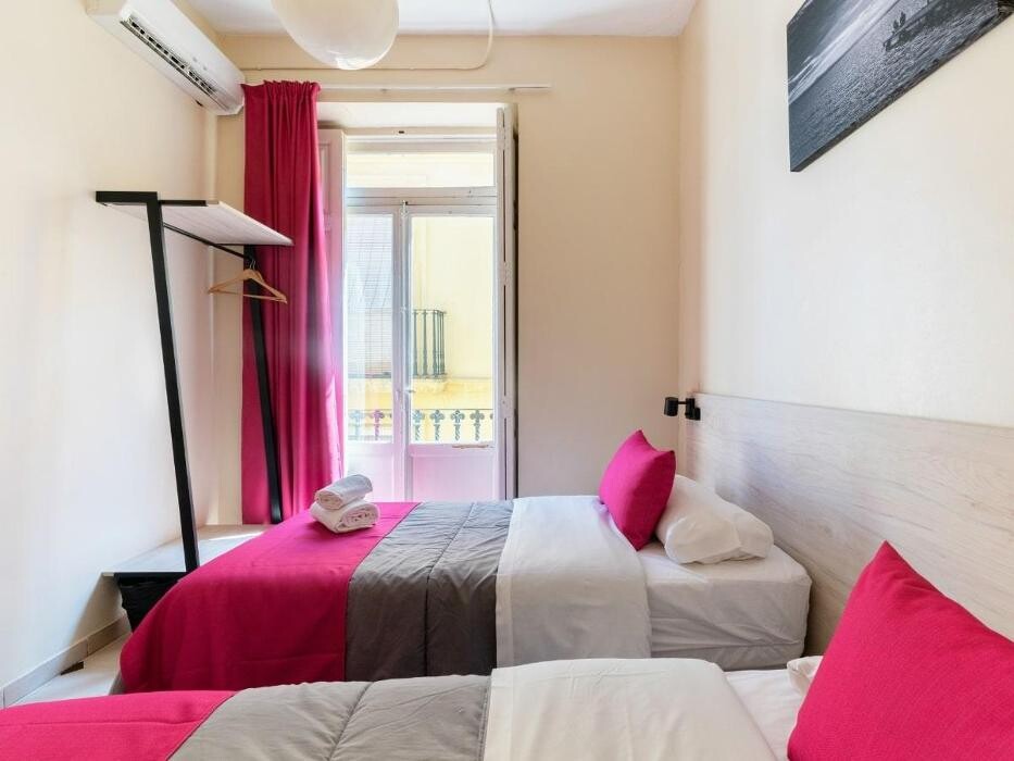 Images Red Nest Hostel Valencia