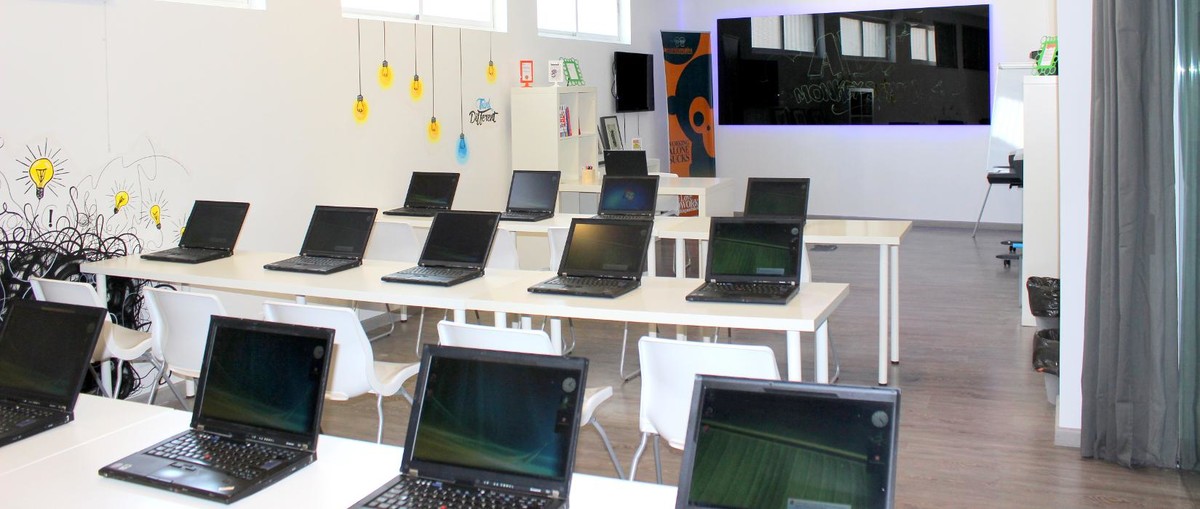 Images ADF (ASOCIACION PARA EL DESARROLLO FORMATIVO)