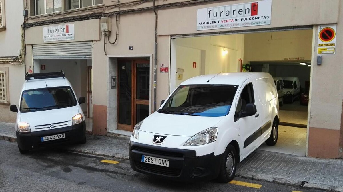 Images FURARENT, ALQUILER Y VENTA DE FURGONETAS EN MALLORCA