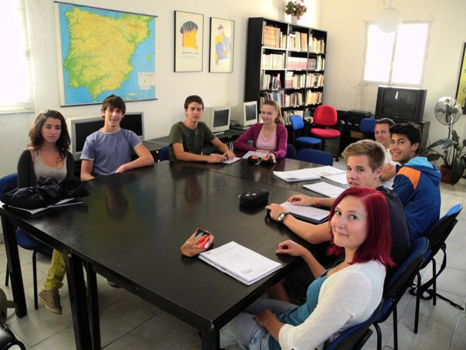 Images Academia CILE