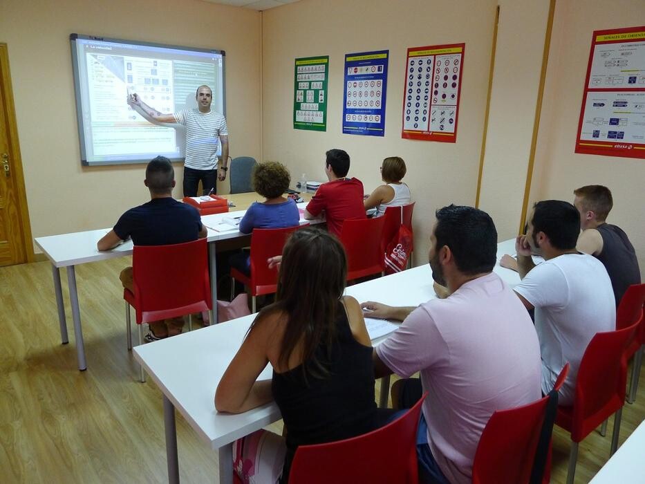 Images Autoescuela PAR MOTOR