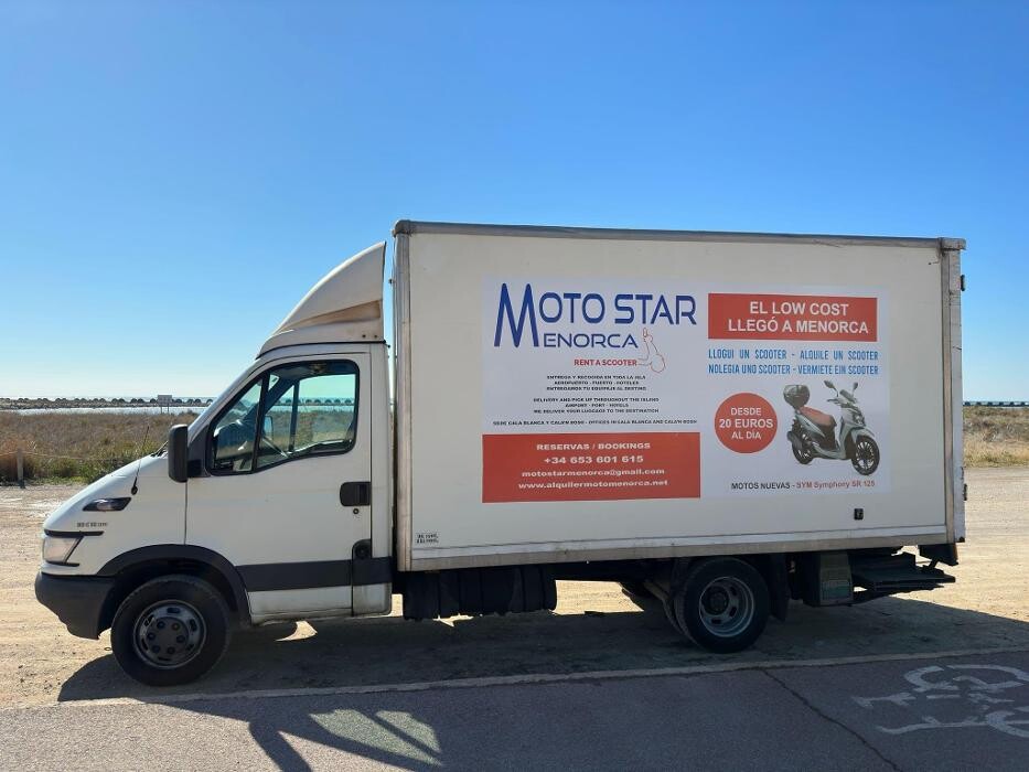 Images Alquiler Moto Menorca