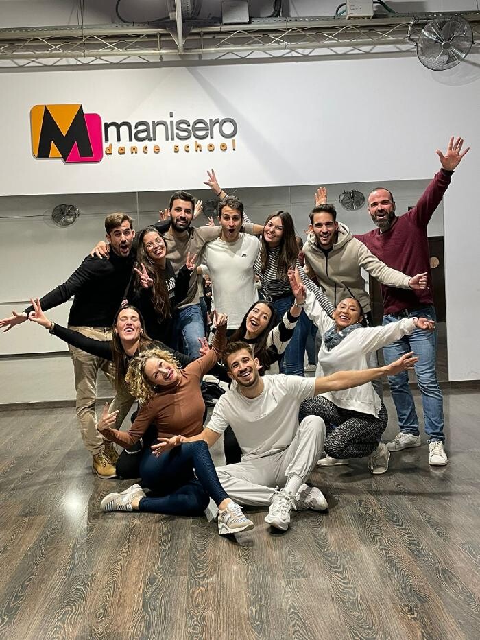 Images Manisero Dance School