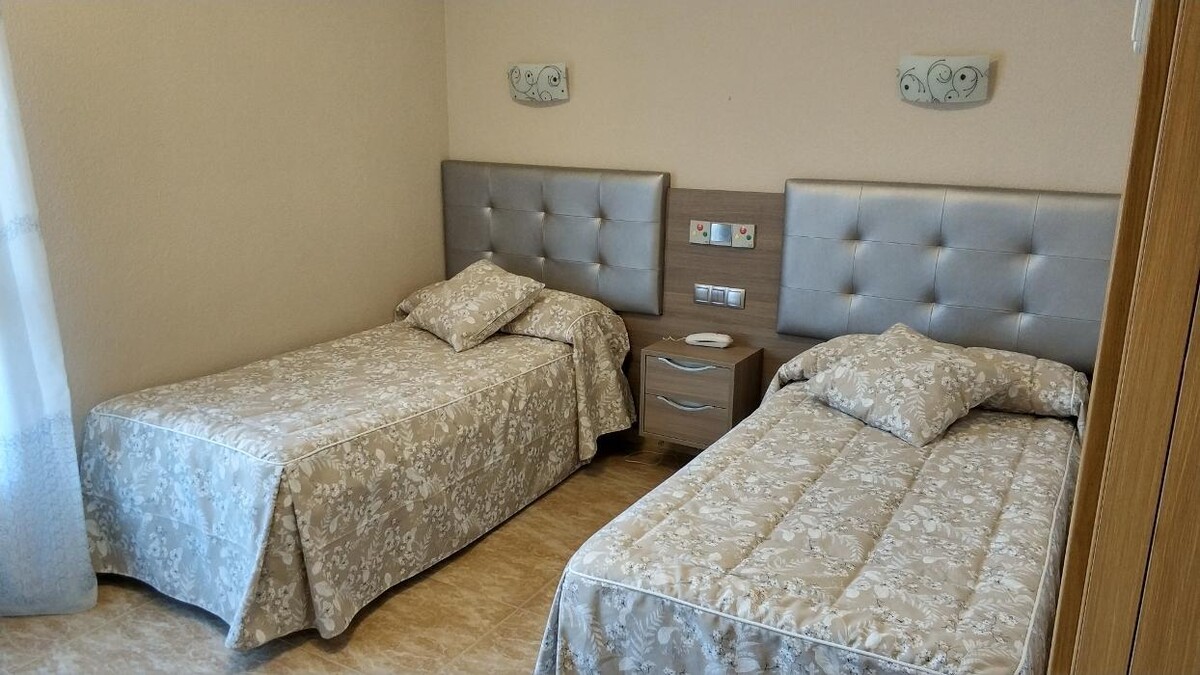 Images RESIDENCIA TERCERA EDAD "PONDEROSA REAL"