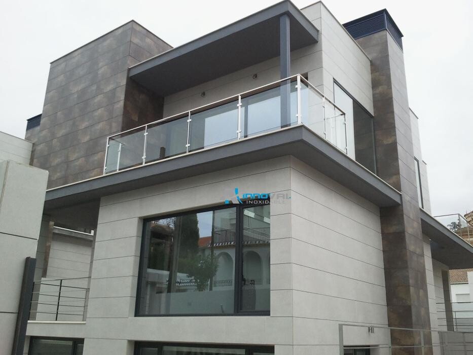 Images INNOVAL INOXIDABLES