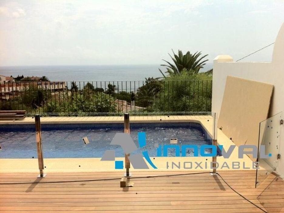 Images INNOVAL INOXIDABLES