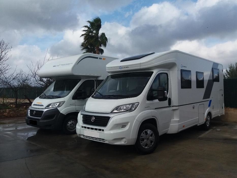 AUTOCARAVANAS MALLORCA Logo