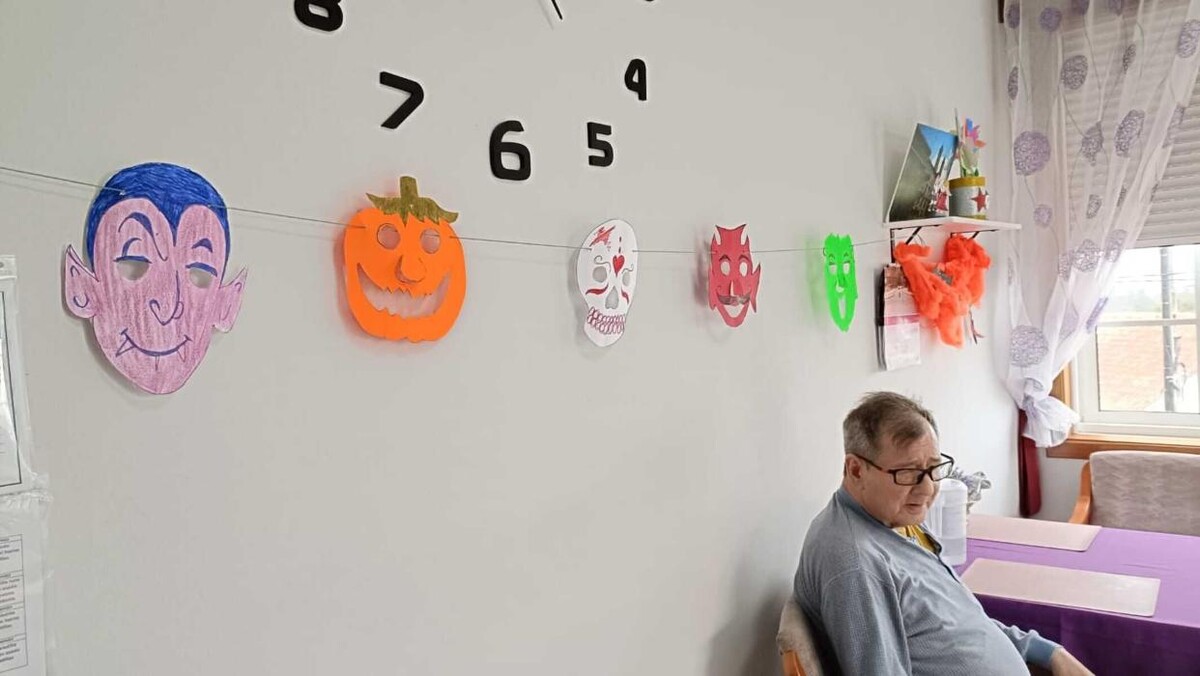 Images Centro de Atención a la 3ª Edad La Palmera