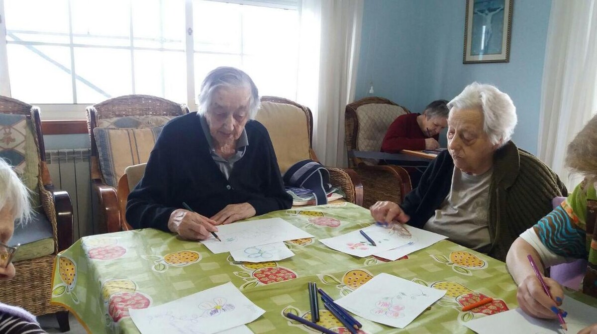 Images Centro de Atención a la 3ª Edad La Palmera