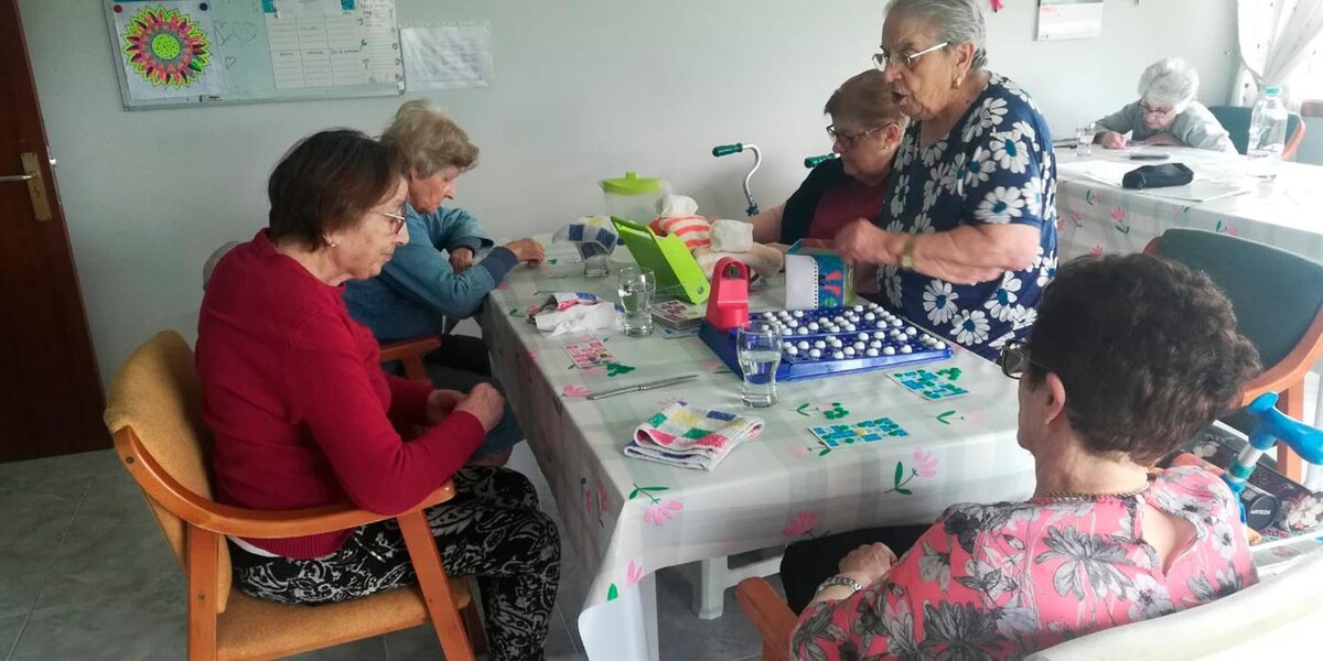 Images Centro de Atención a la 3ª Edad La Palmera