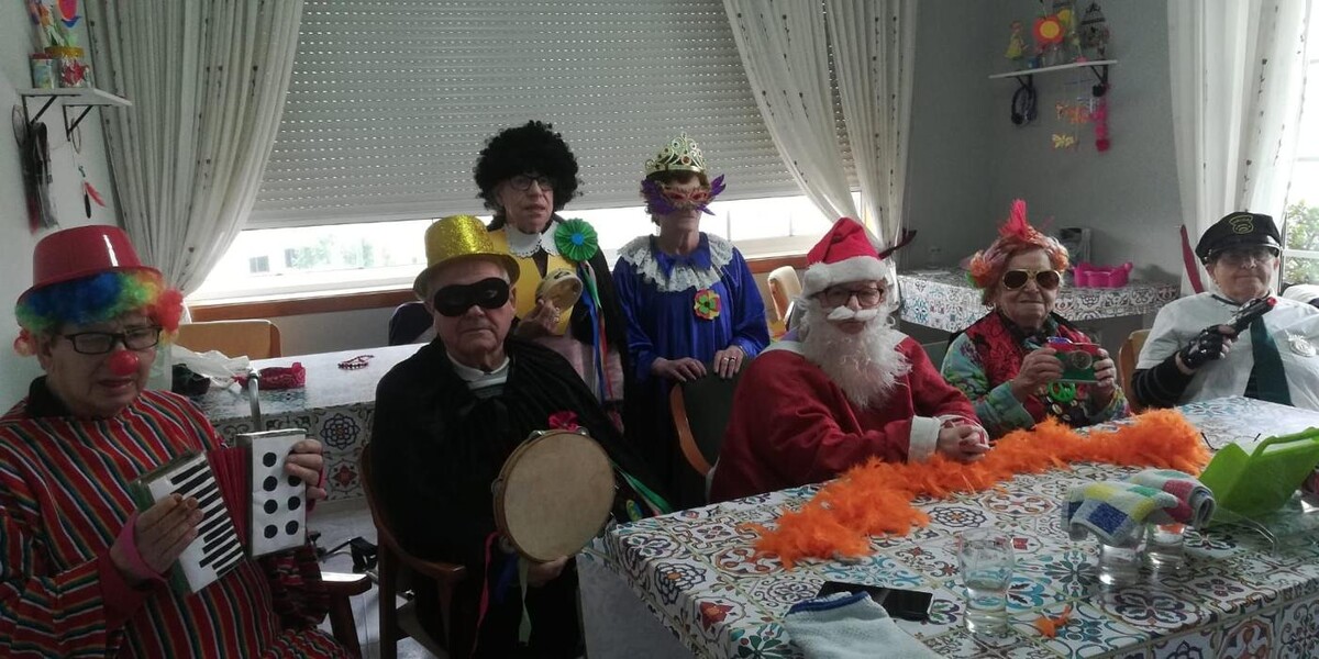 Images Centro de Atención a la 3ª Edad La Palmera