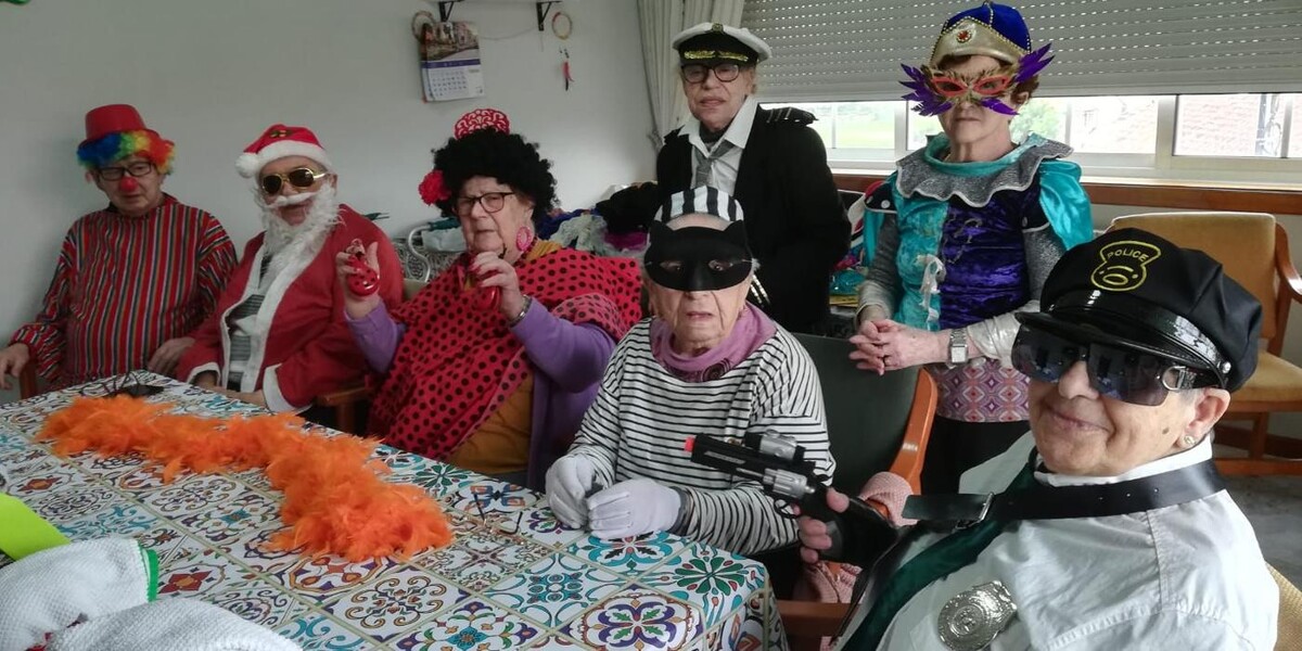 Images Centro de Atención a la 3ª Edad La Palmera