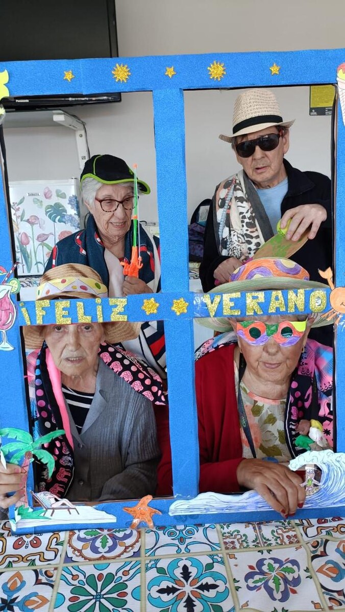 Images Centro de Atención a la 3ª Edad La Palmera